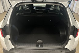 valkoinen Hyundai Tucson 2025 kuva 14.