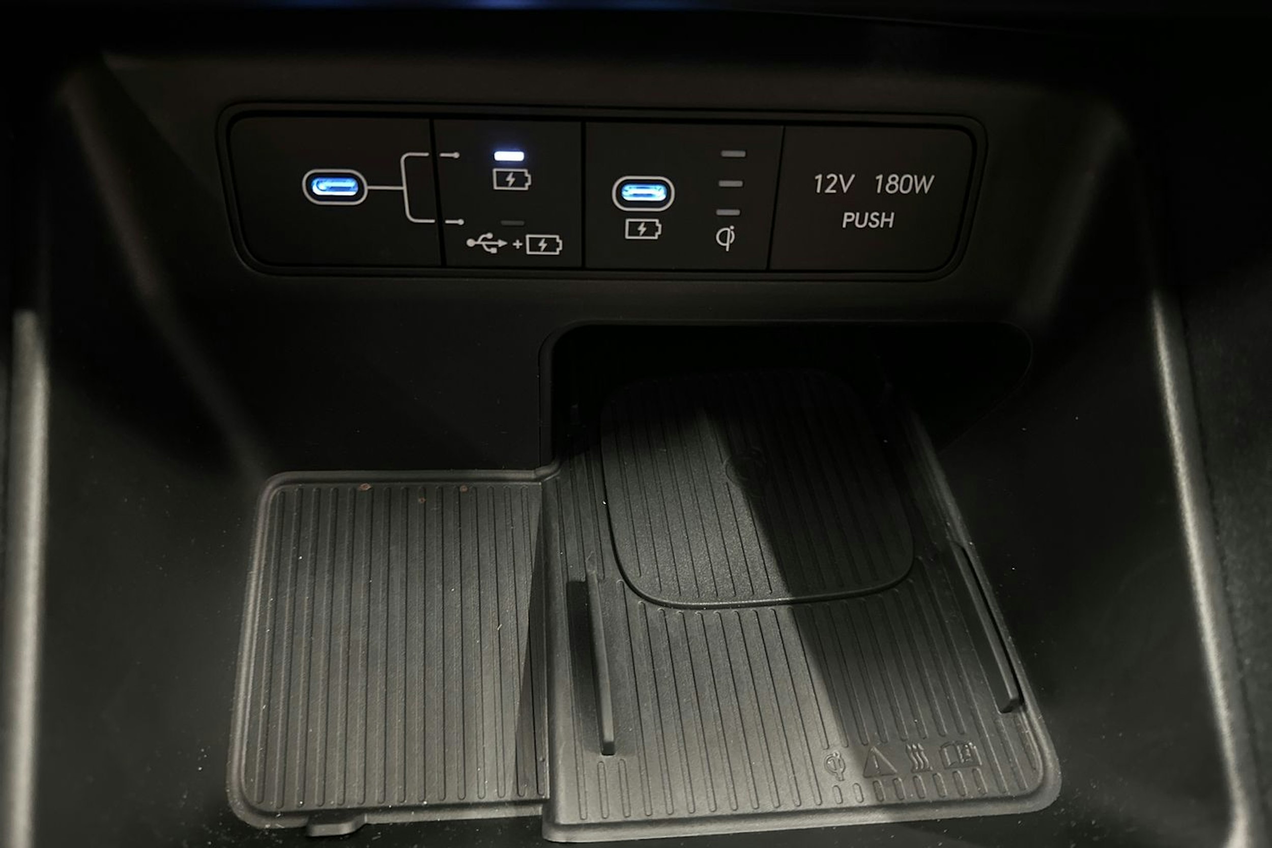 valkoinen Hyundai Tucson 2025 kuva 22.