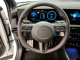 valkoinen Hyundai Tucson 2026 kuva 7.