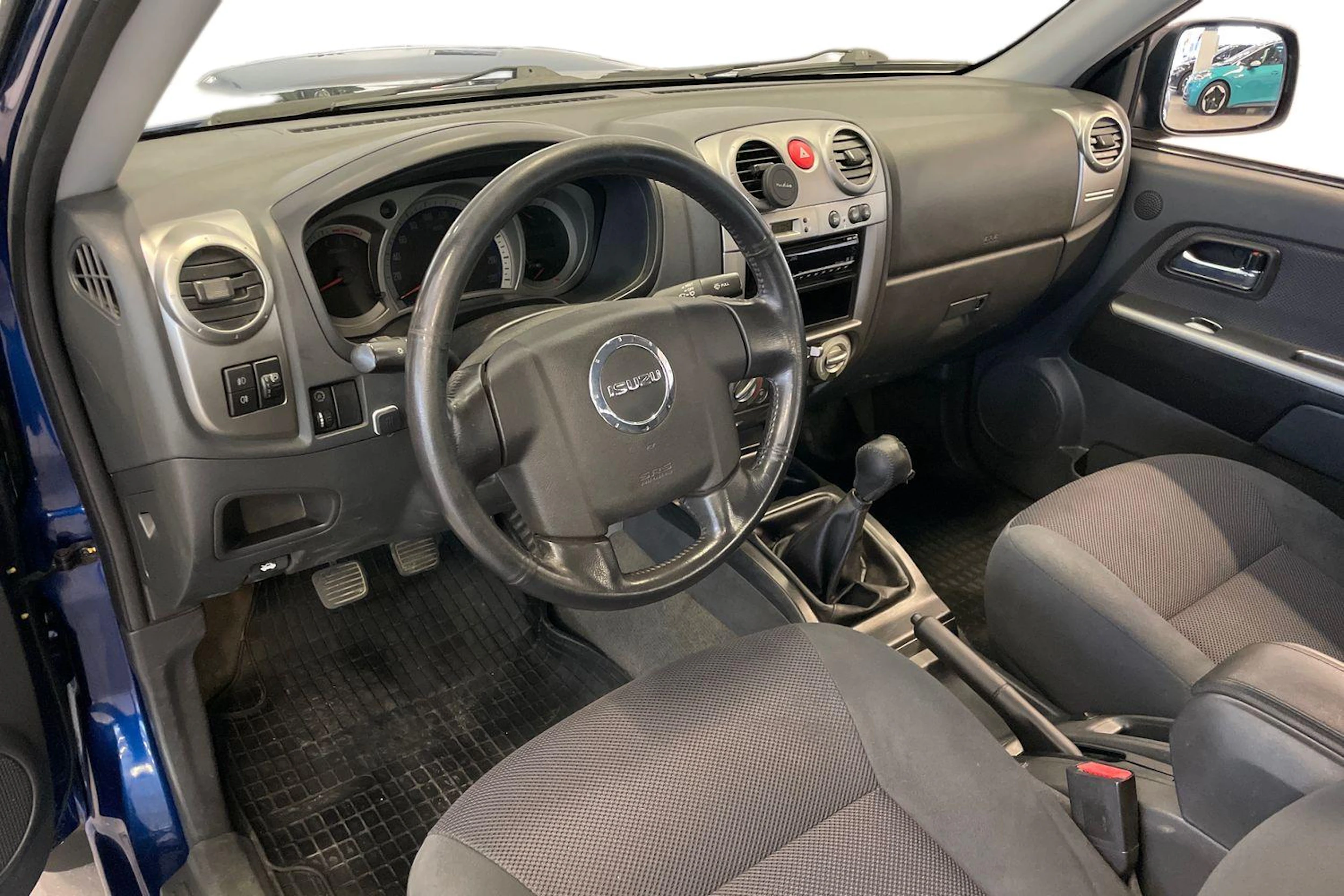 sininen Isuzu D-Max 2008 kuva 8.