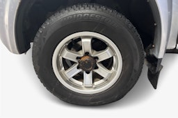 Harmaa Isuzu D-Max 2011 kuva 12.