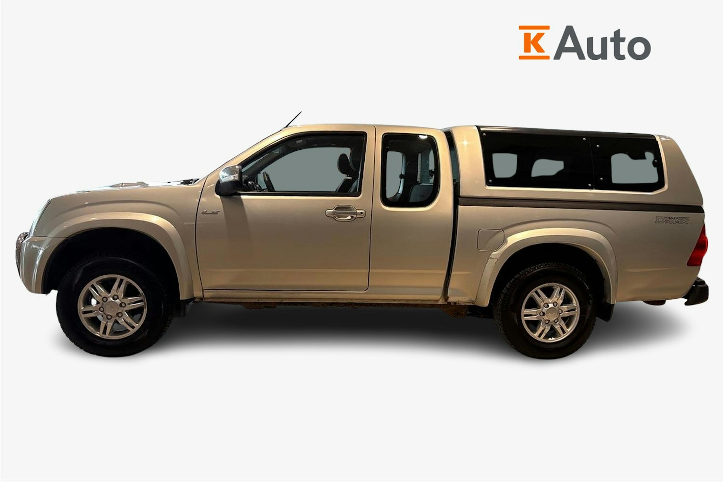 ruskea (beige) Isuzu D-Max 2011 kuva 6.