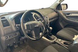 musta Isuzu D-Max 2015 kuva 3.