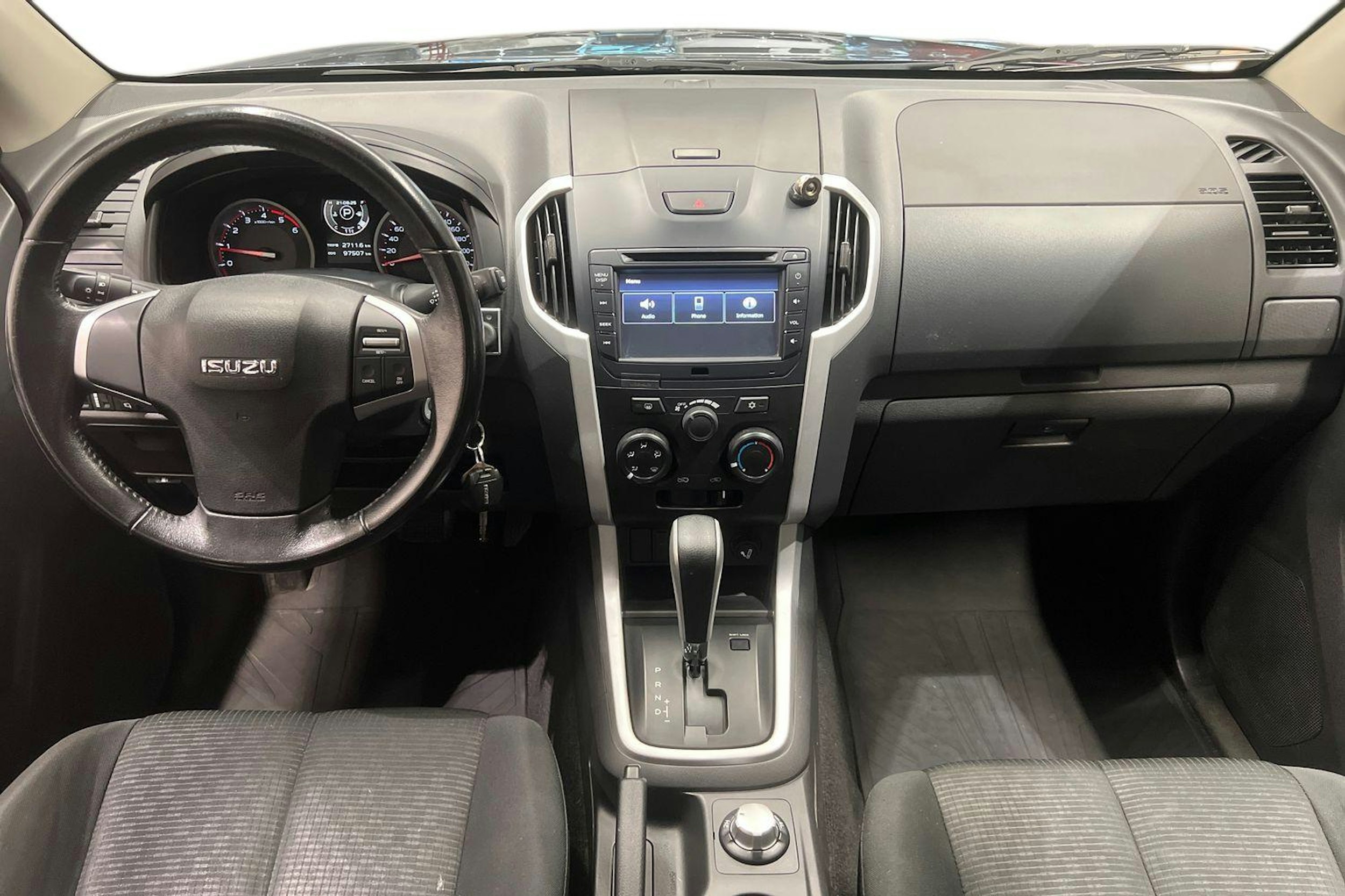harmaa Isuzu D-Max 2017 kuva 9.