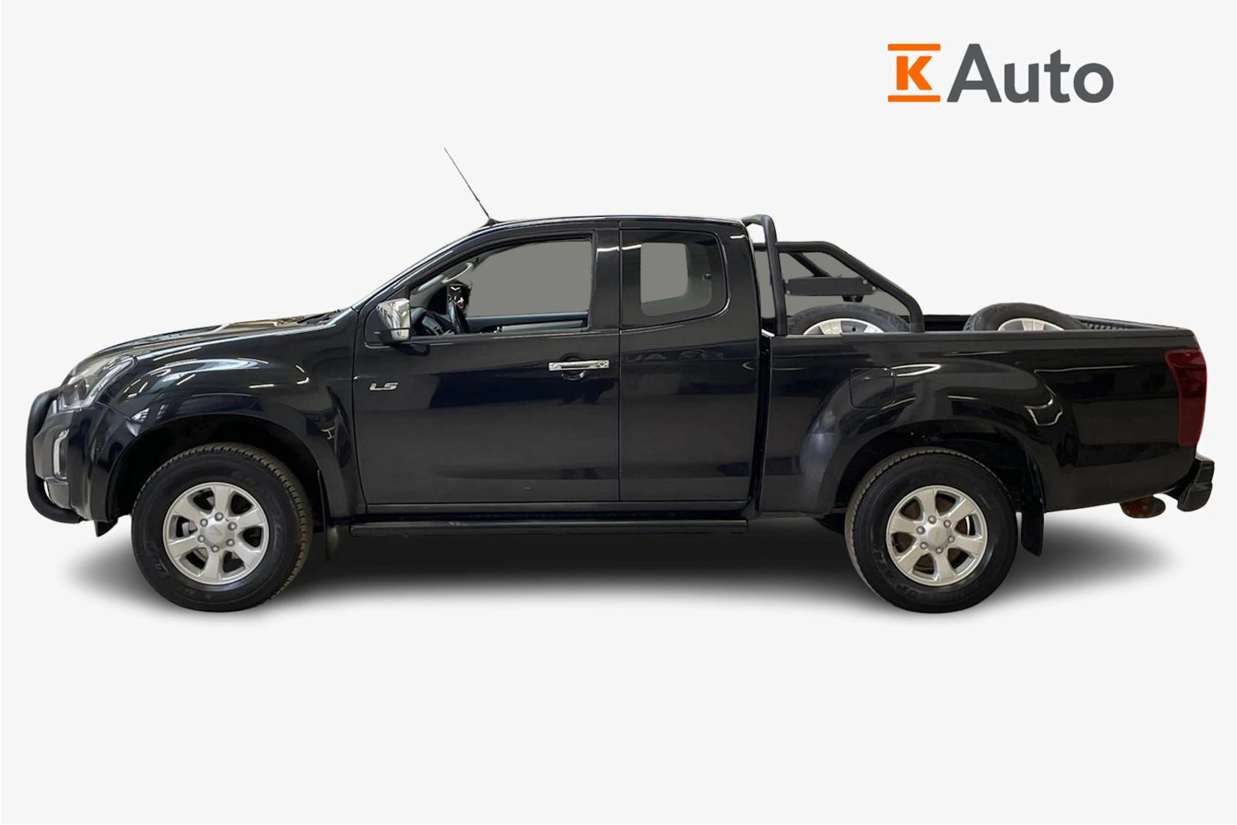 musta Isuzu D-Max 2018 kuva 7.