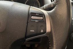 musta Isuzu D-Max 2018 kuva 18.