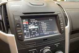 musta Isuzu D-Max 2018 kuva 20.