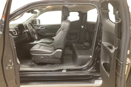 musta Isuzu D-Max 2021 kuva 10.