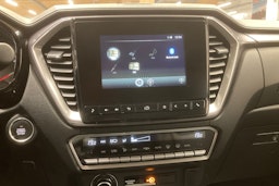 musta Isuzu D-Max 2021 kuva 18.