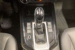 musta Isuzu D-Max 2021 kuva 20.