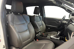 valkoinen Isuzu D-Max 2022 kuva 9.