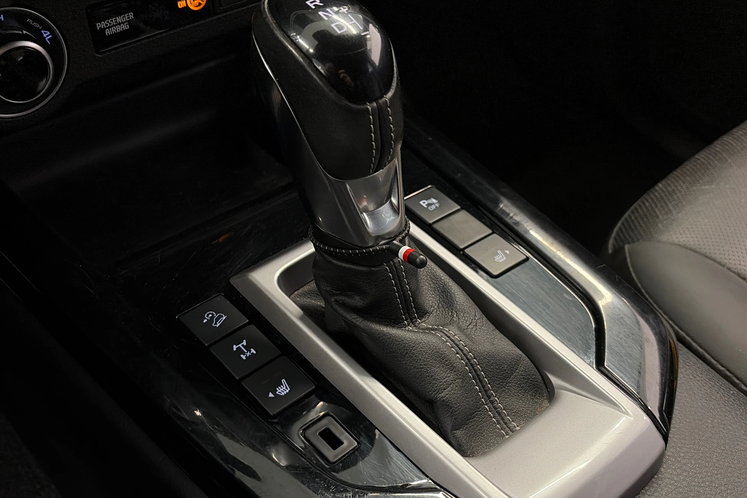 valkoinen Isuzu D-Max 2022 kuva 22.