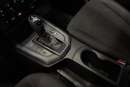 harmaa Isuzu D-Max 2024 kuva 12.