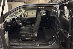 harmaa Isuzu D-Max 2024 kuva 22.