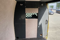 Keltainen Iveco 50C18 2018 kuva 15.