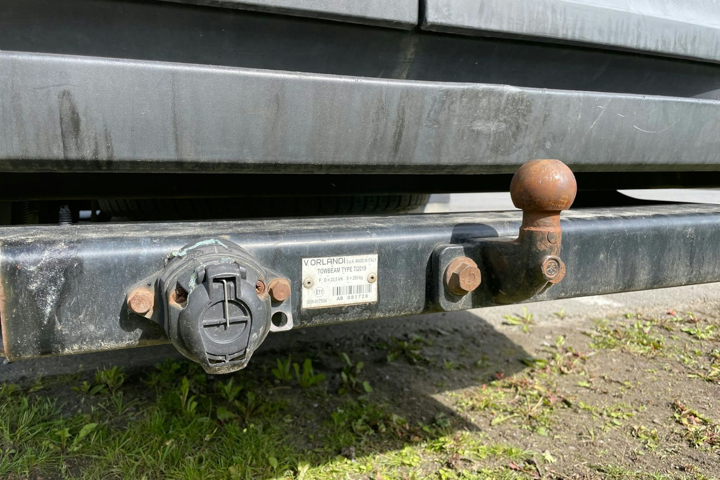 Keltainen Iveco 50C18 2018 kuva 17.