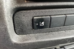 Keltainen Iveco 50C18 2018 kuva 29.