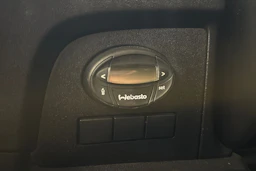 sininen Iveco Daily 2016 kuva 18.