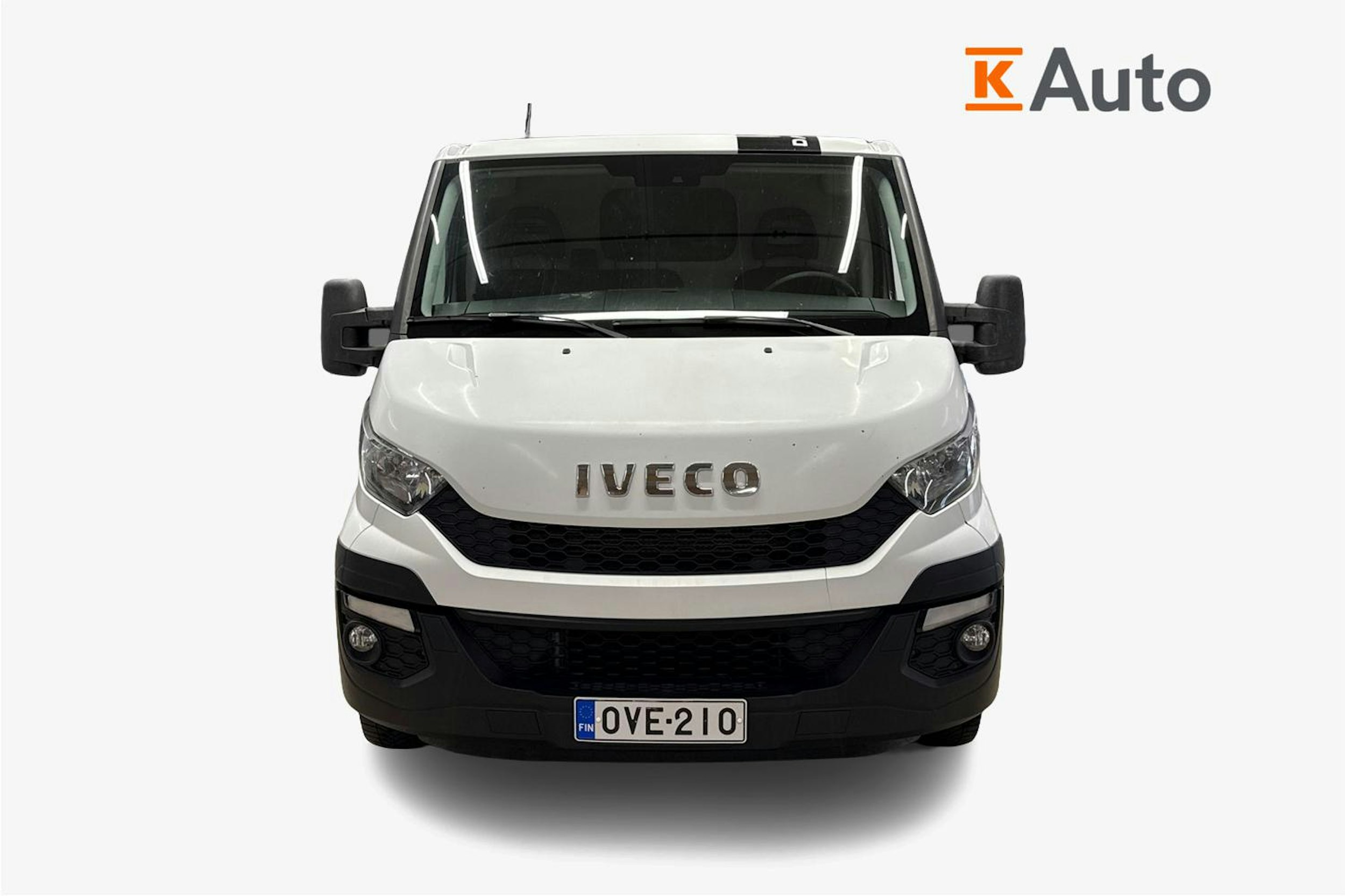 valkoinen Iveco Daily 2016 kuva 4.