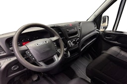 valkoinen Iveco Daily 2016 kuva 7.