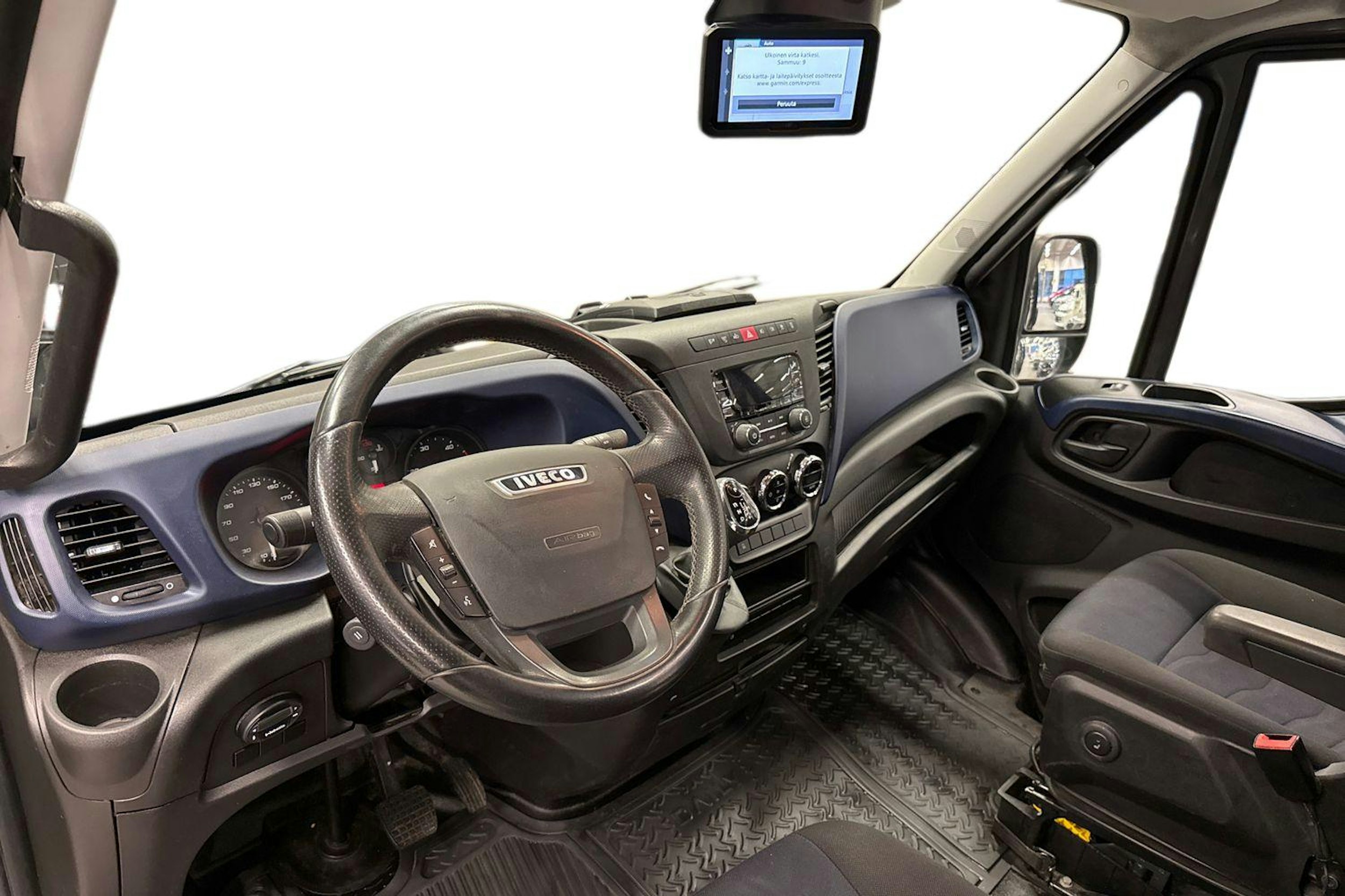 harmaa Iveco Daily 2017 kuva 8.