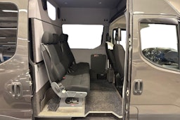 harmaa Iveco Daily 2017 kuva 11.
