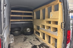 harmaa Iveco Daily 2017 kuva 16.