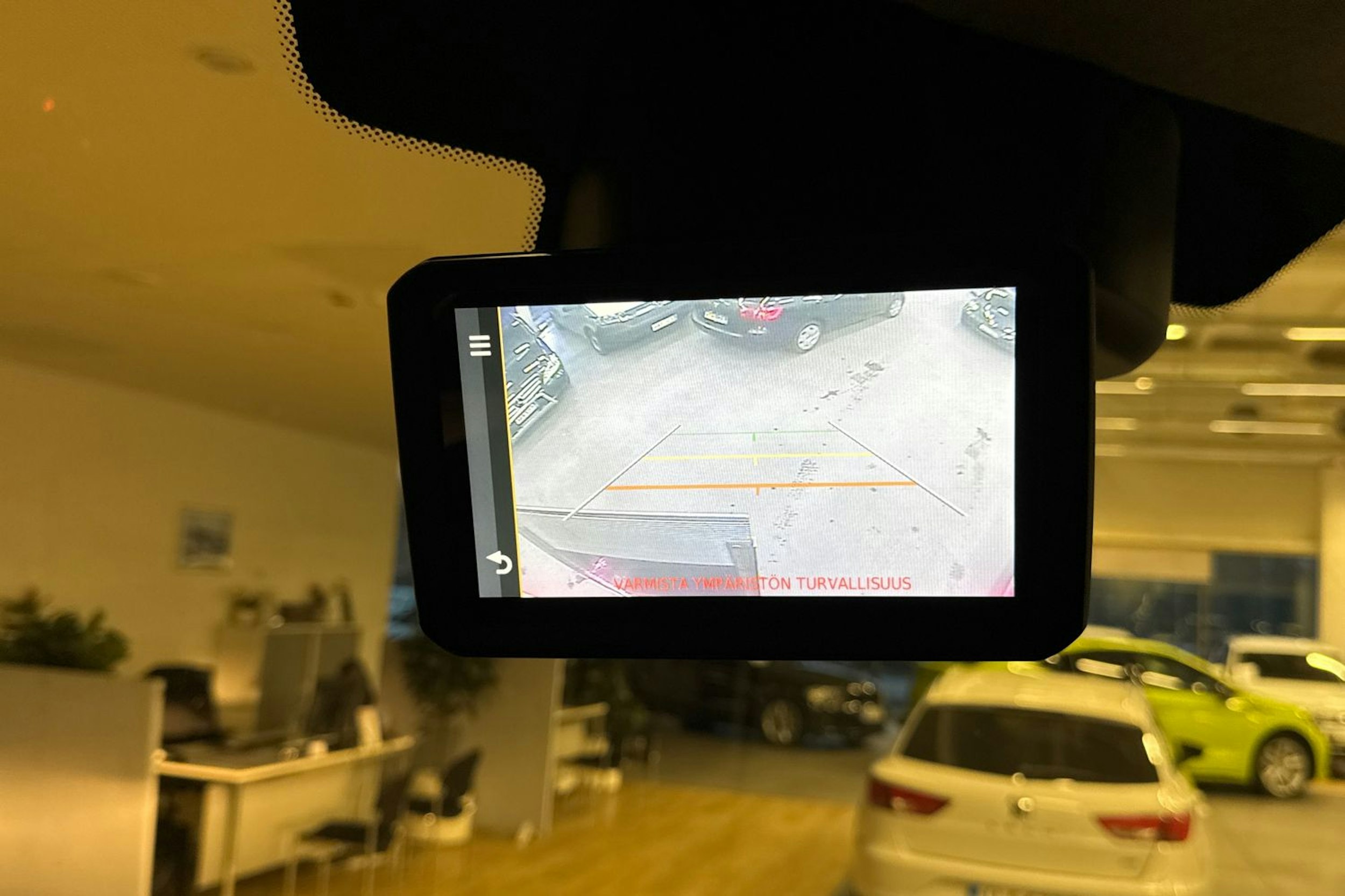 harmaa Iveco Daily 2017 kuva 19.