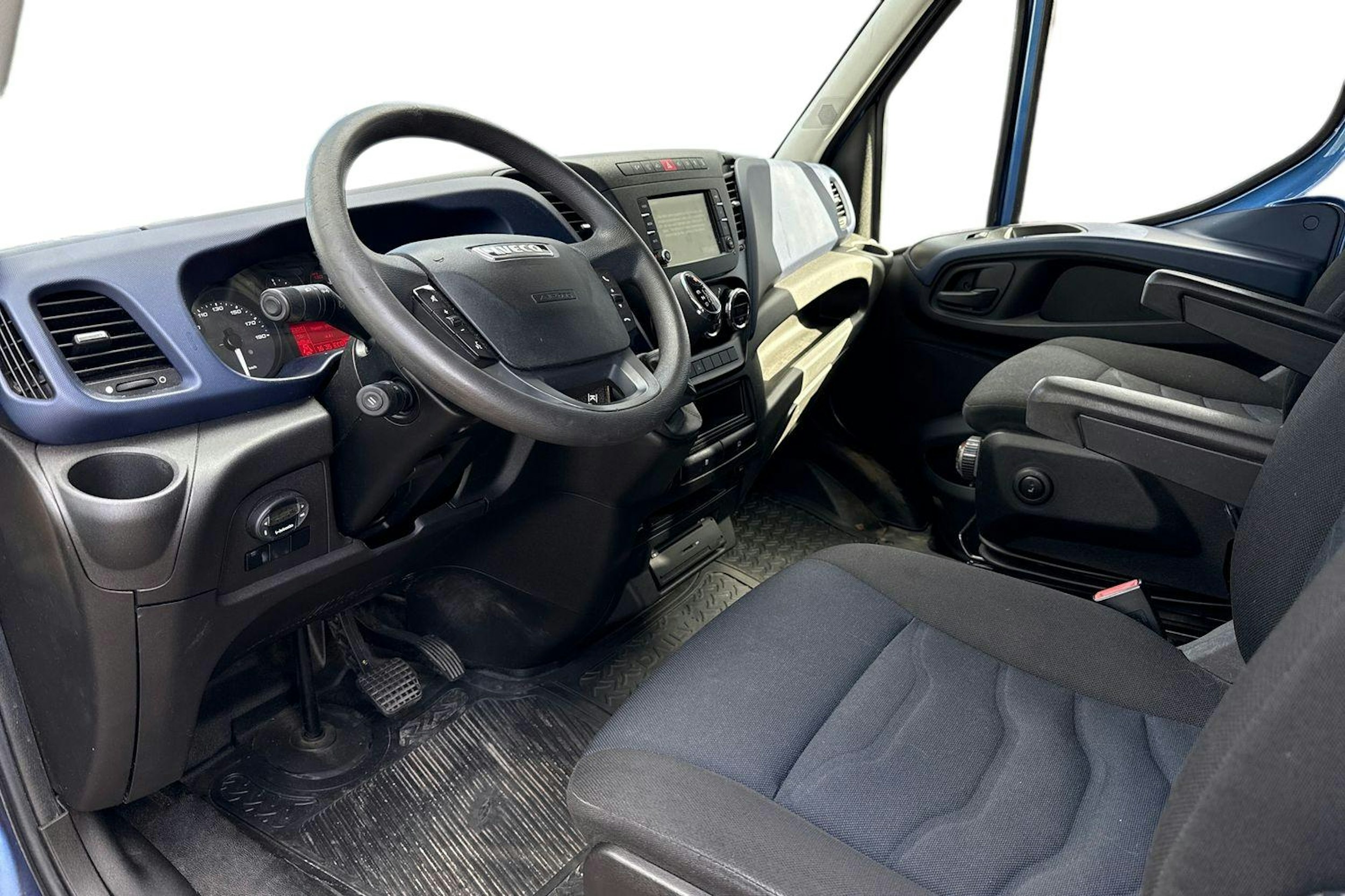 met. sininen Iveco Daily 2017 kuva 4.