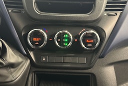 valkoinen Iveco Daily 2017 kuva 22.