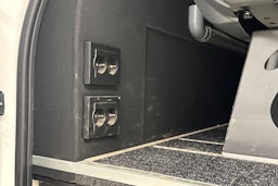 valkoinen Iveco Daily 2017 kuva 26.