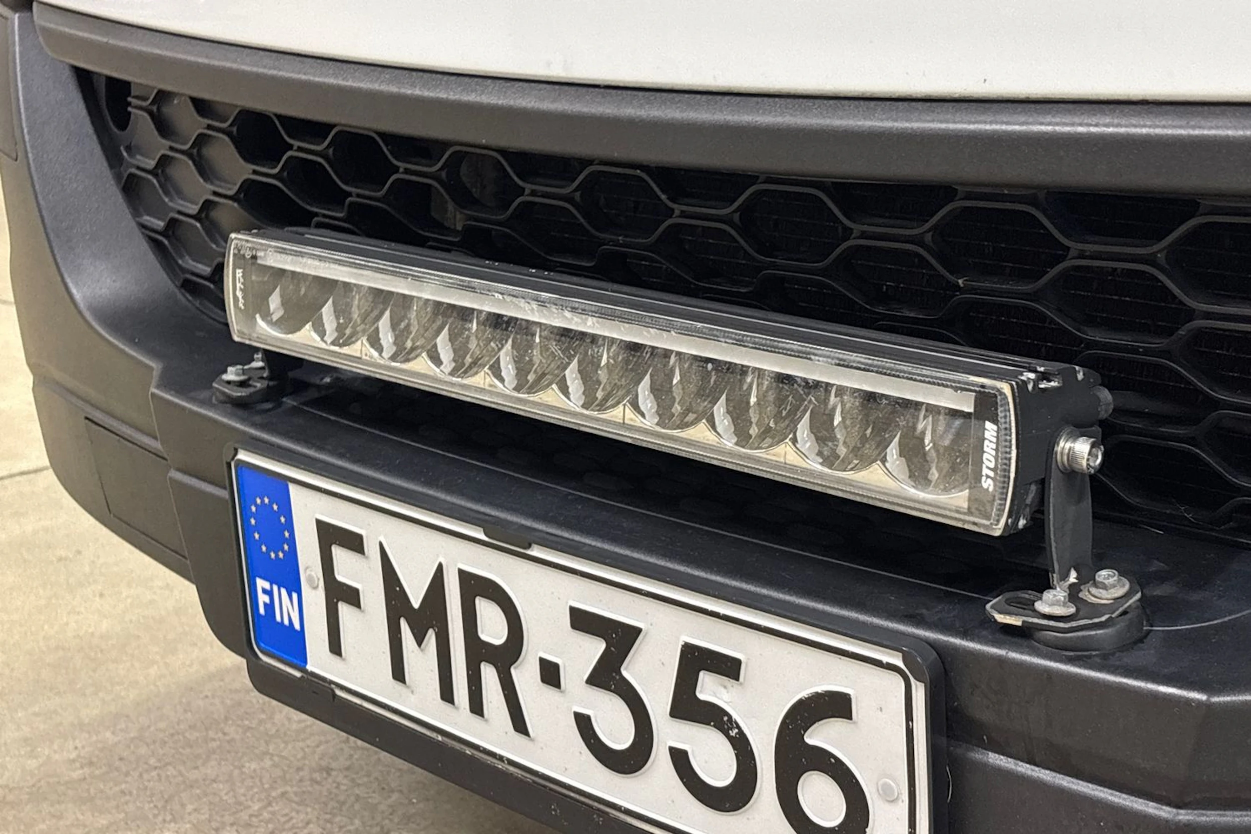 valkoinen Iveco Daily 2017 kuva 31.