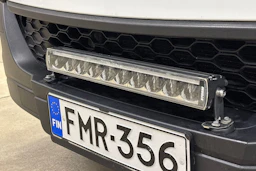 valkoinen Iveco Daily 2017 kuva 31.