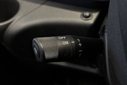 valkoinen Iveco Daily 2017 kuva 16.