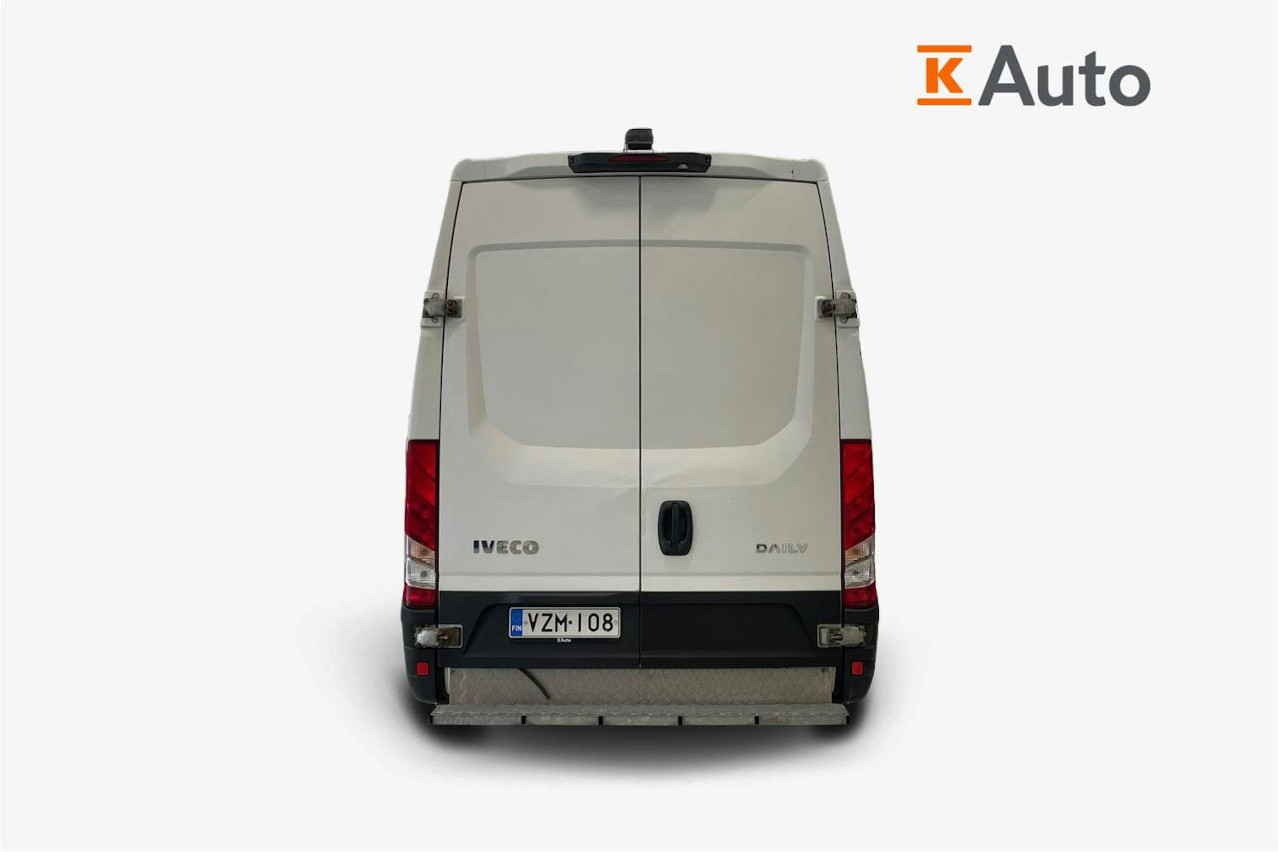 valkoinen Iveco Daily 2017 kuva 3.