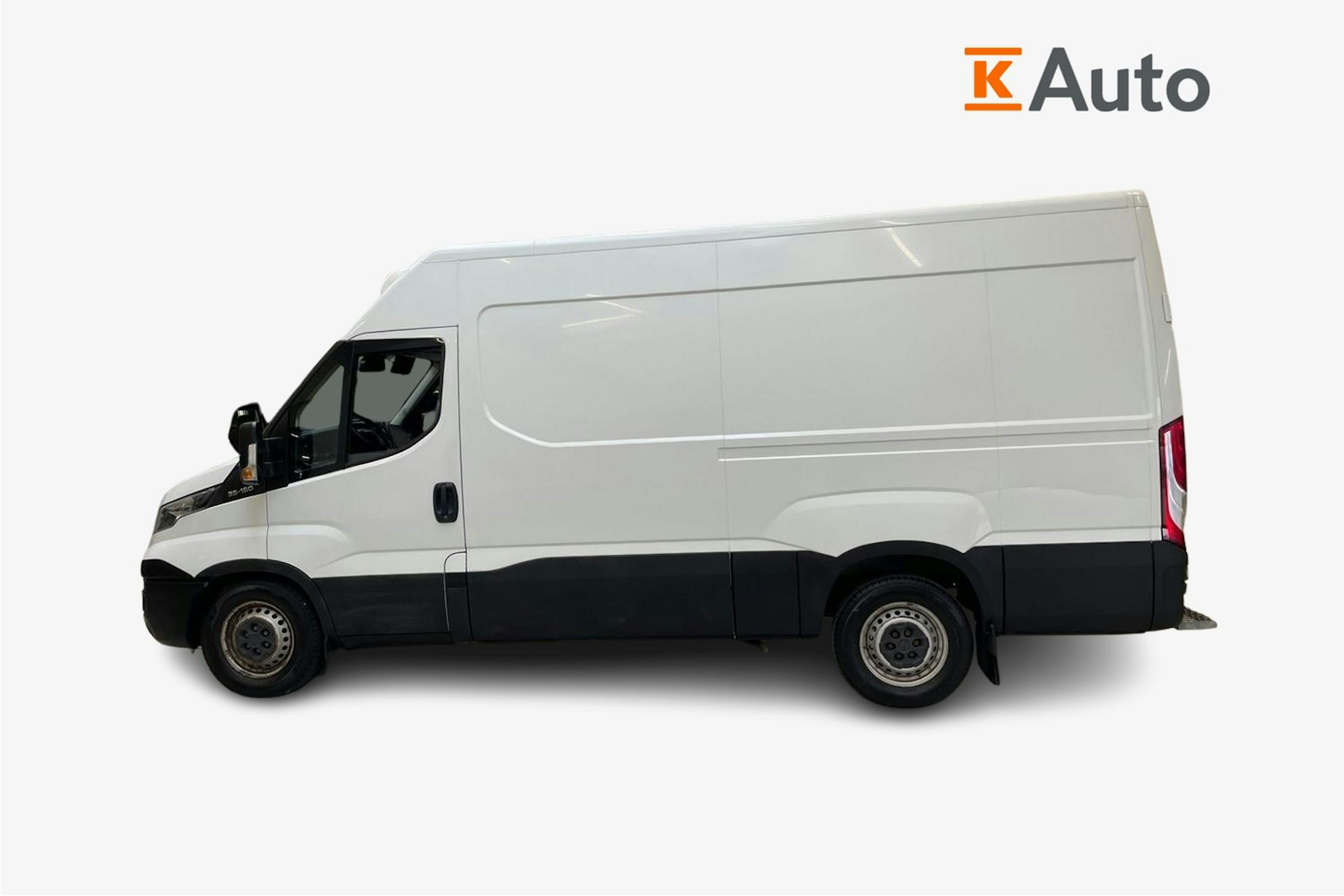 valkoinen Iveco Daily 2017 kuva 6.