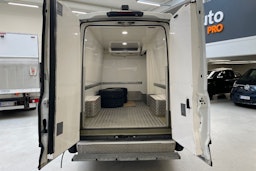 valkoinen Iveco Daily 2017 kuva 18.