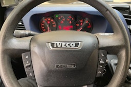 valkoinen Iveco Daily 2017 kuva 25.