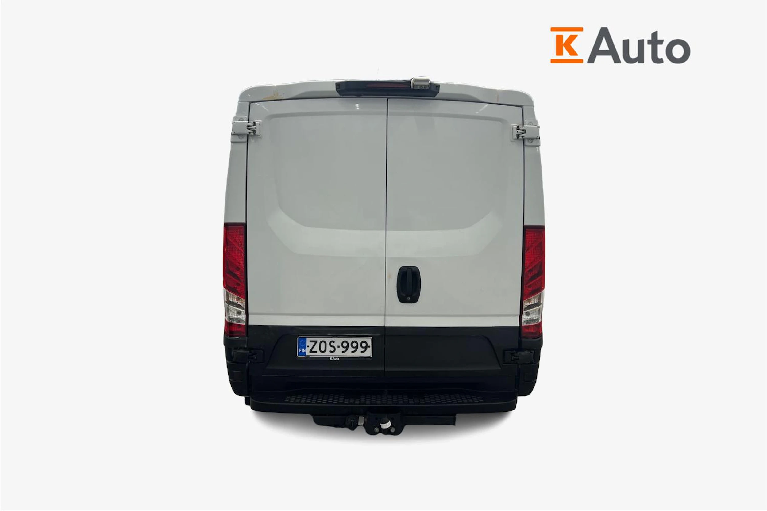 valkoinen Iveco Daily 2018 kuva 3.