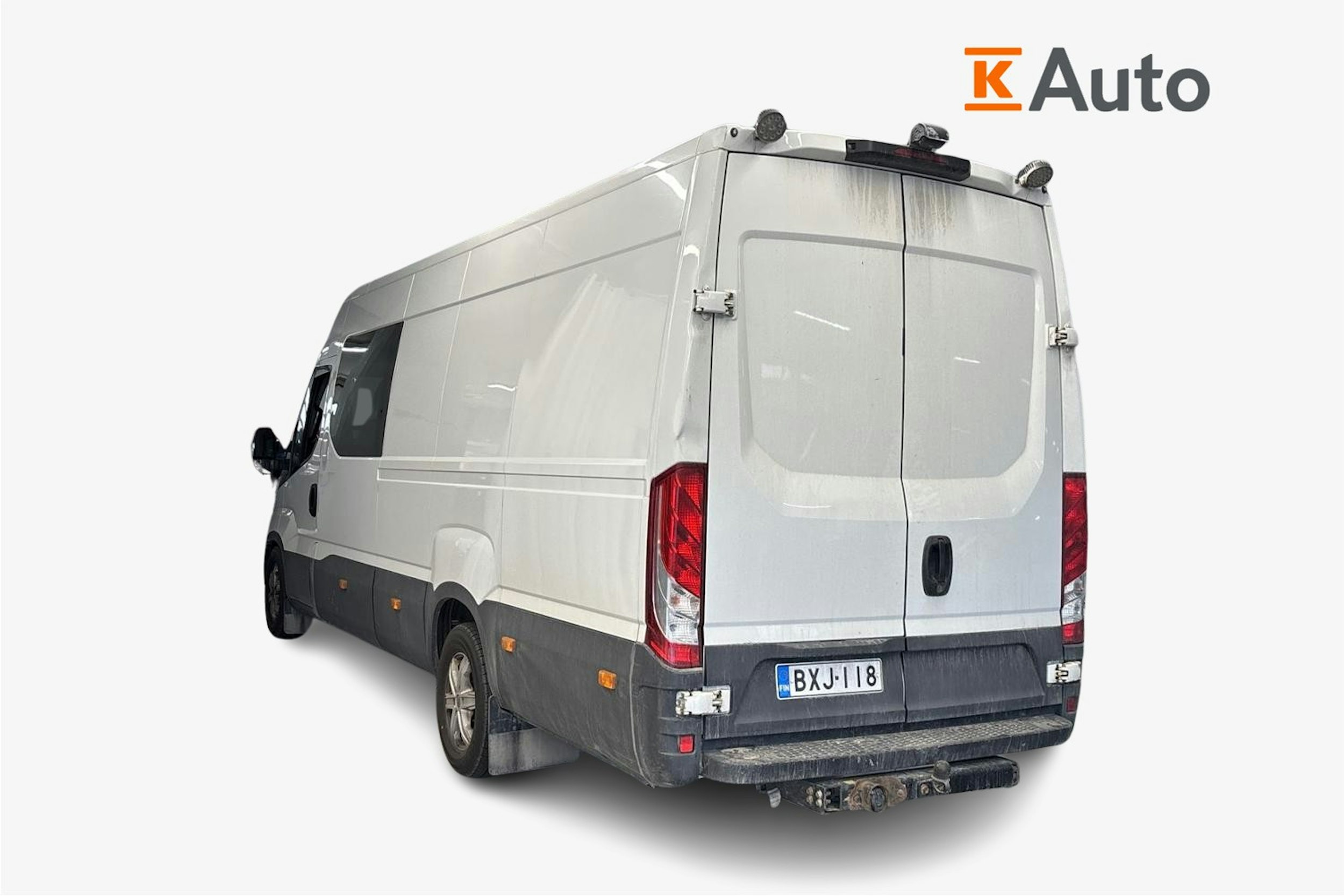 valkoinen Iveco Daily 2019 kuva 2.