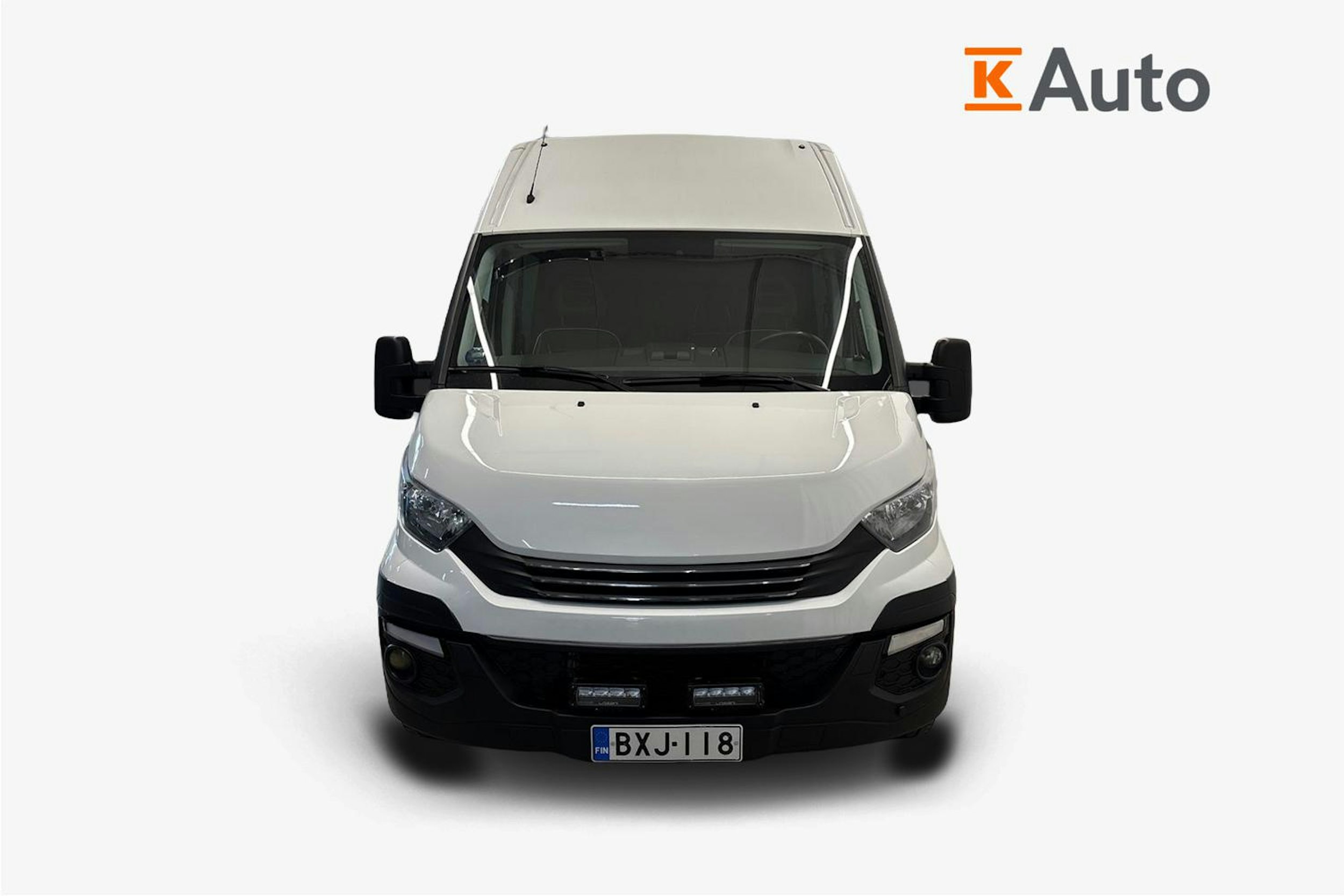 valkoinen Iveco Daily 2019 kuva 5.