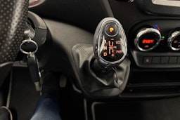 valkoinen Iveco Daily 2019 kuva 15.