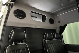 valkoinen Iveco Daily 2019 kuva 23.