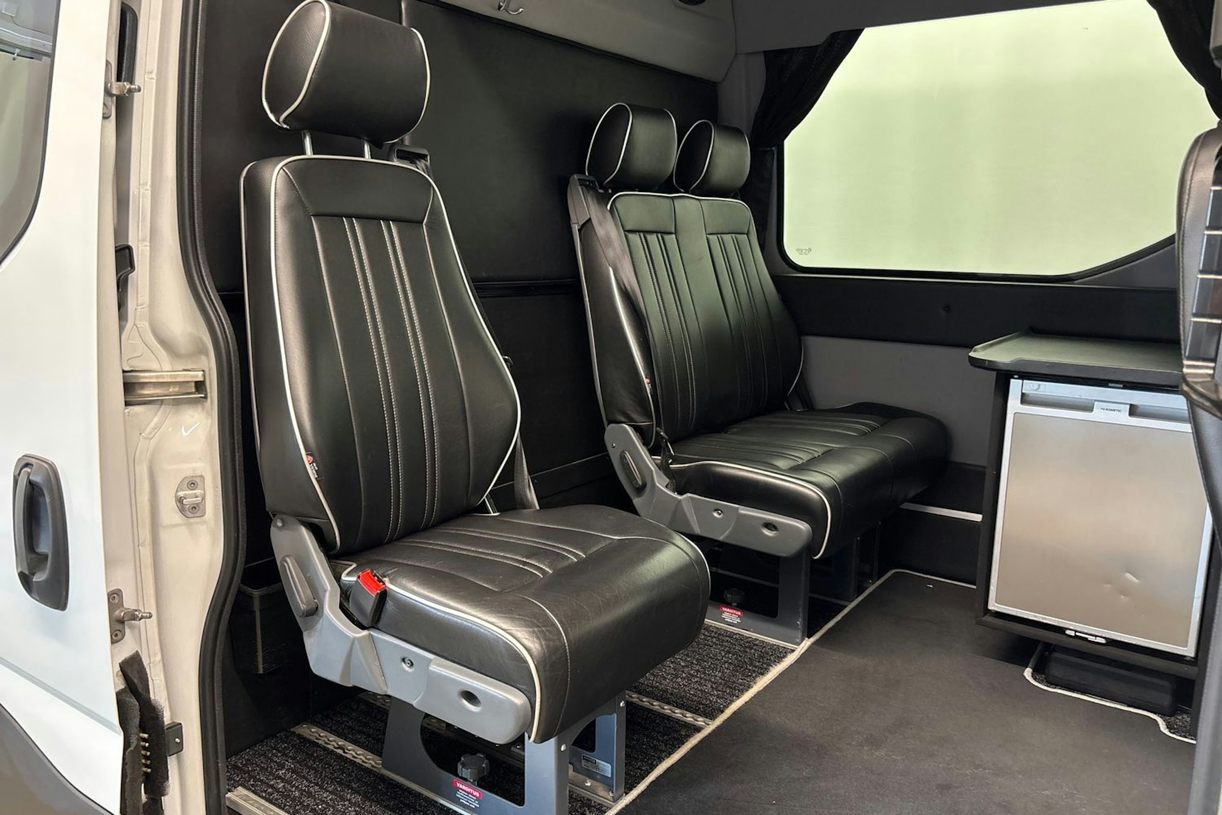 valkoinen Iveco Daily 2019 kuva 24.