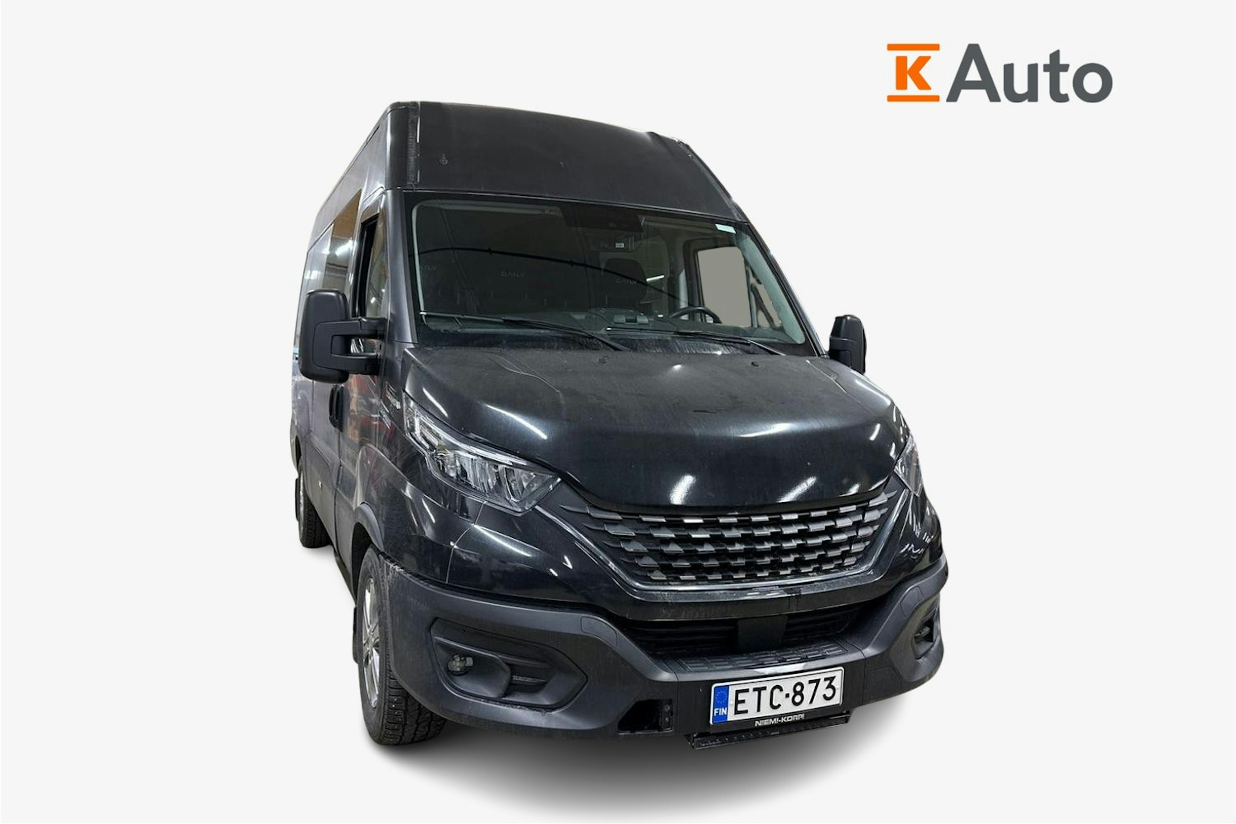 valkoinen Iveco Daily 2019 kuva 1.