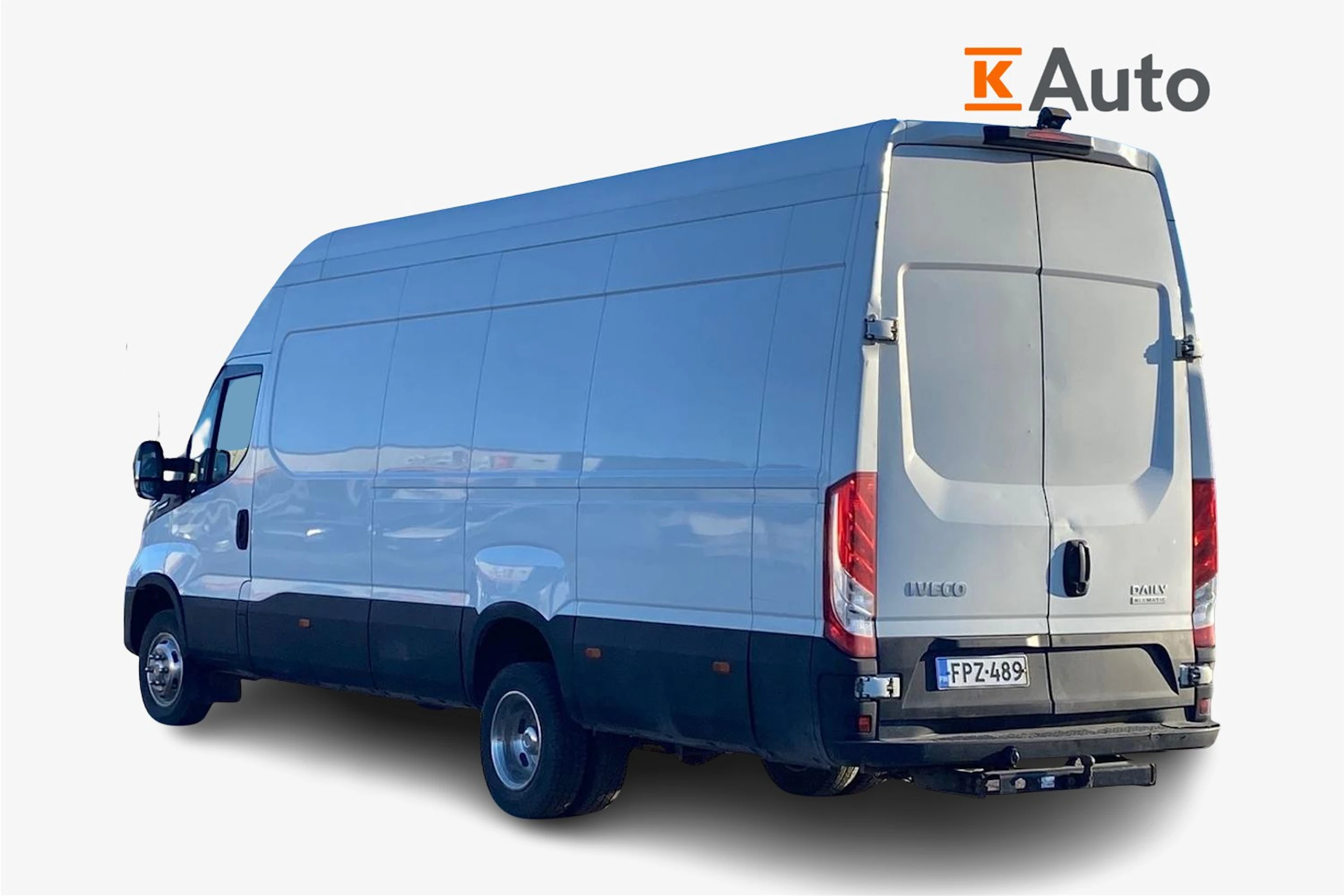 valkoinen Iveco Daily 2020 kuva 2.