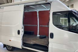 valkoinen Iveco Daily 2020 kuva 10.