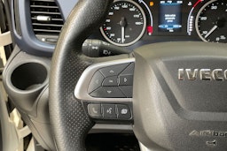 valkoinen Iveco Daily 2020 kuva 14.