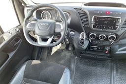 met. harmaa Iveco Daily 2022 kuva 7.
