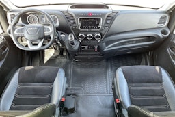 met. harmaa Iveco Daily 2022 kuva 9.